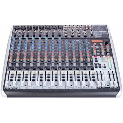 Mixer audio Behringer Xenyx QX2222USB a 22 canali con fader da 60mm